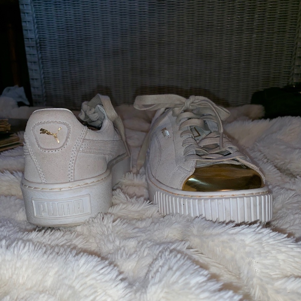 Tan and Gold Puma Creepers!✨